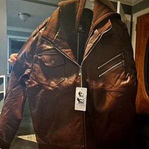 NEW WITH TAGS! Luxury Leather Bomber Jacket for Men